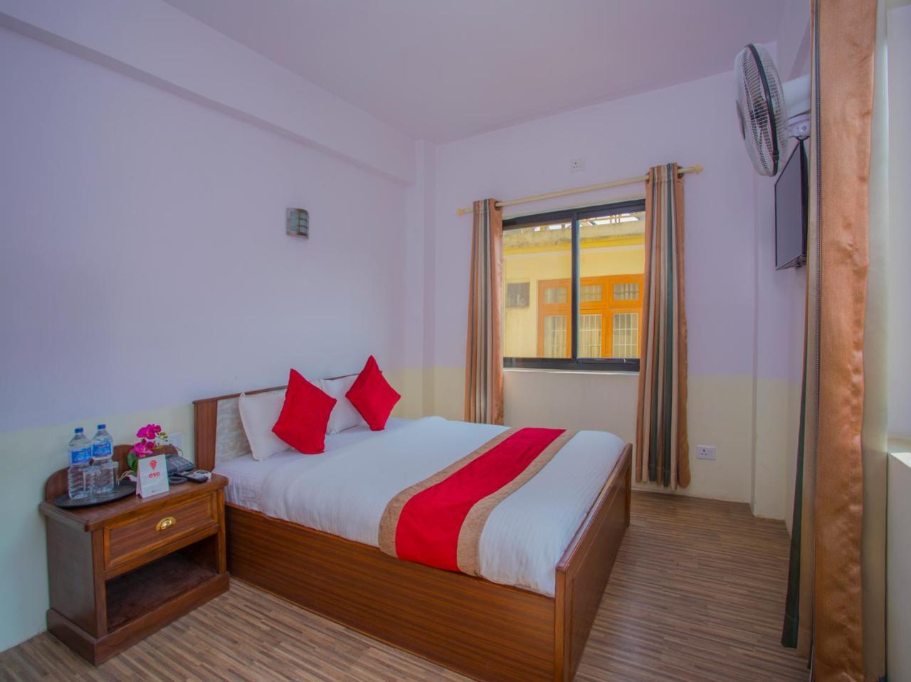 Oyo 255 White Zambala Hotel Katmandu Zewnętrze zdjęcie