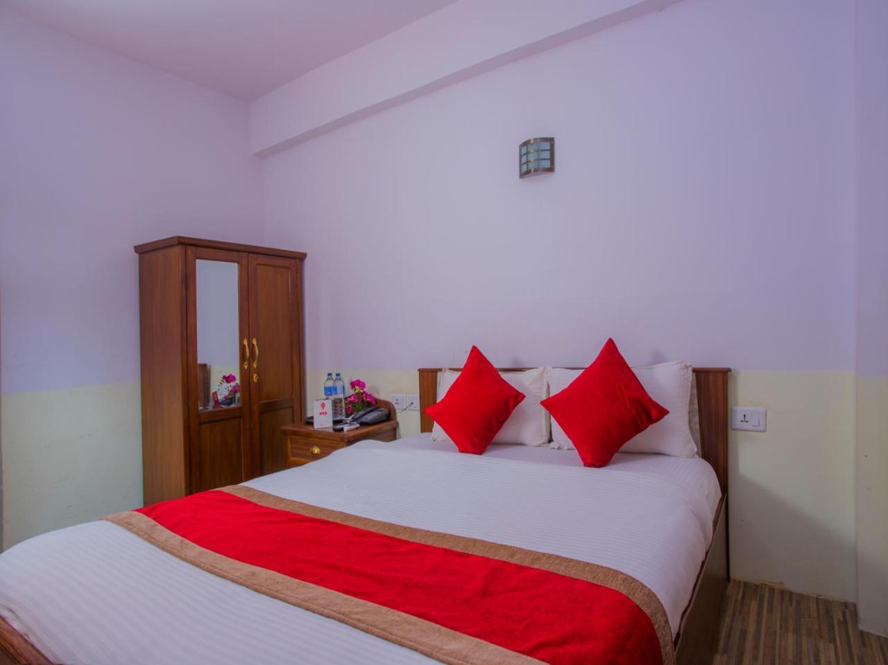 Oyo 255 White Zambala Hotel Katmandu Zewnętrze zdjęcie